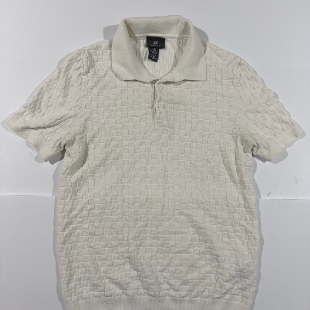 H&M Men's Cream Textured Short-Sleeve Polo